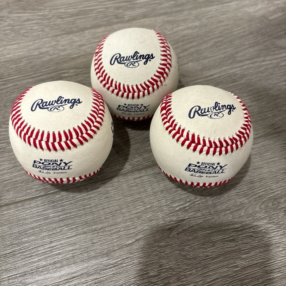 Rawlings White Baseballs with Red Stitching